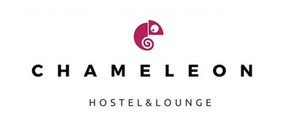 chameleon hostel alicante logo 1024x474 1